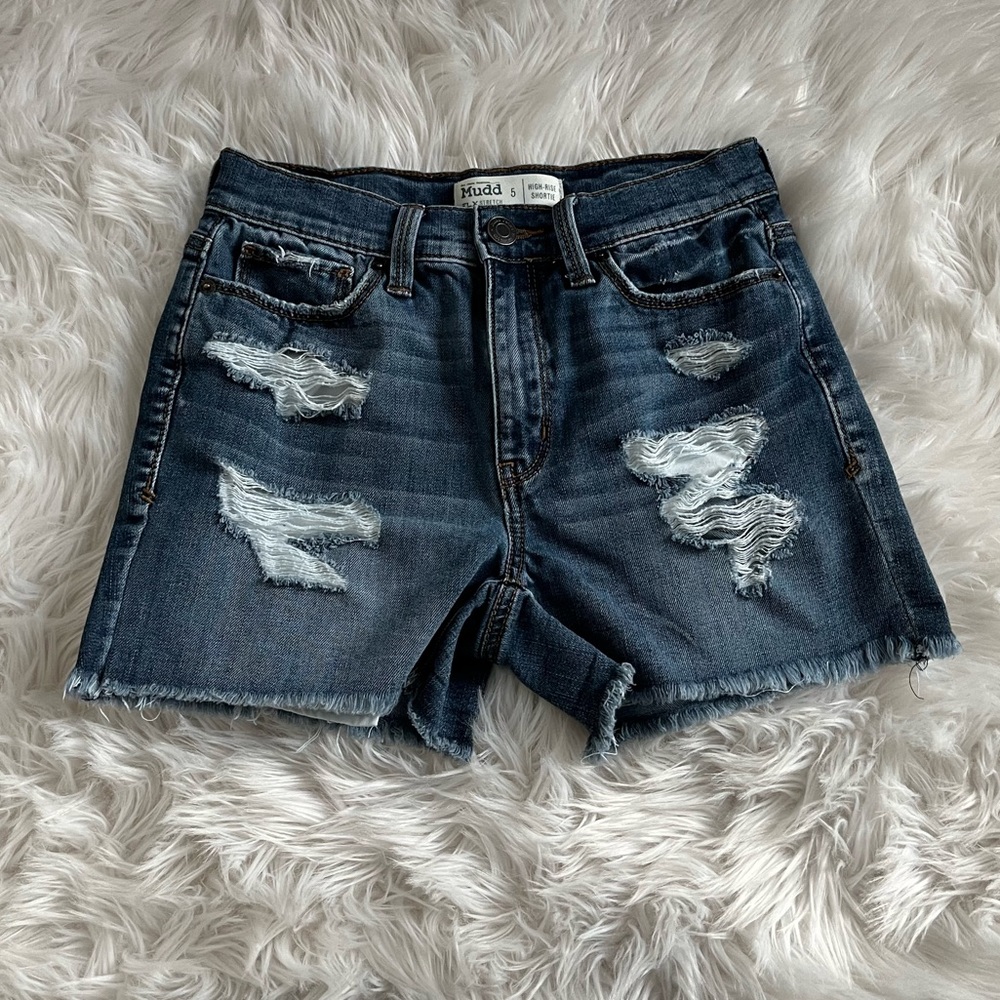 MUDD HIGH RISE JEAN SHORTS